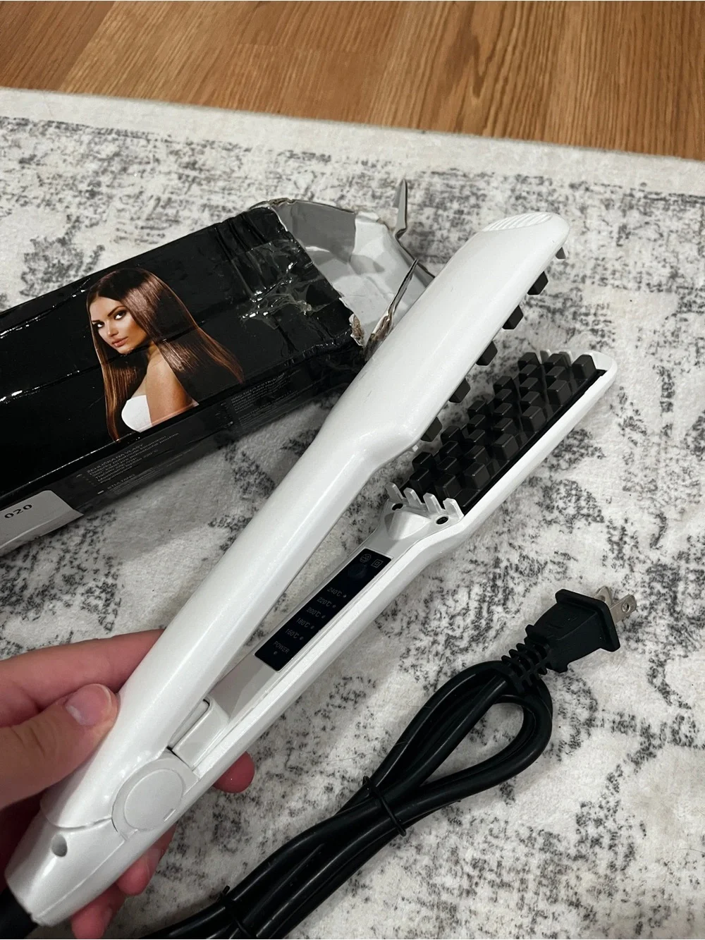 Supre V&G hair straightener